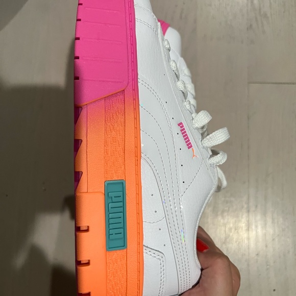 Brand new puma platform sneakers - Picture 2 of 5